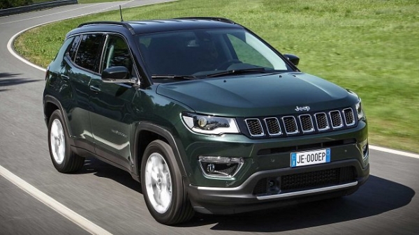 Мощный Jeep Wrangler Rubicon заметили во время испытаний