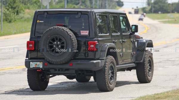 Мощный Jeep Wrangler Rubicon заметили во время испытаний