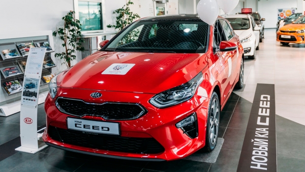 KIA изменила цены на свои автомобили в России