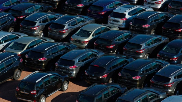 Эксперты рассказали, почему российский авторынок вновь вернулся к падению Эксперты рассказали, почему российский авторынок вновь вернулся к падению