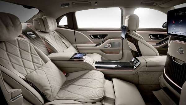 Mercedes-Maybach S-класса расцвёл в&nbsp;новых комфортных опциях