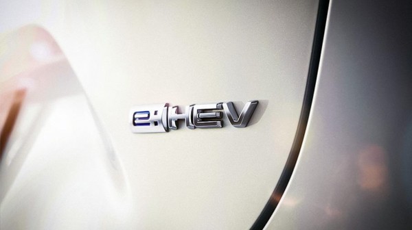 Появились первые изображения нового кроссовера Honda HR-V Появились первые изображения нового кроссовера Honda HR-V