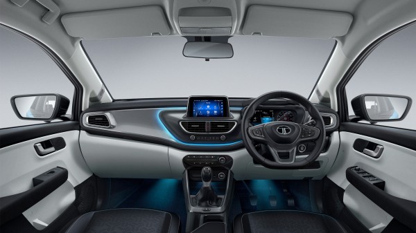 Tata Altroz отпразднует день рождения с турбомотором Tata Altroz отпразднует день рождения с турбомотором