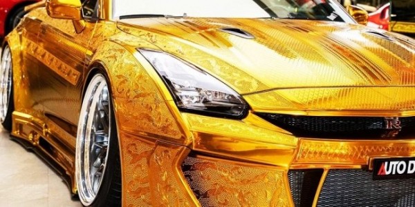 &laquo;Ты мой золотой&raquo;: в Дубае продается уникальный Nissan GT-R