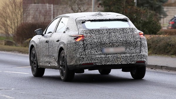 Citroen представит свою обновлённую модель C5 на автосалоне в Шанхае