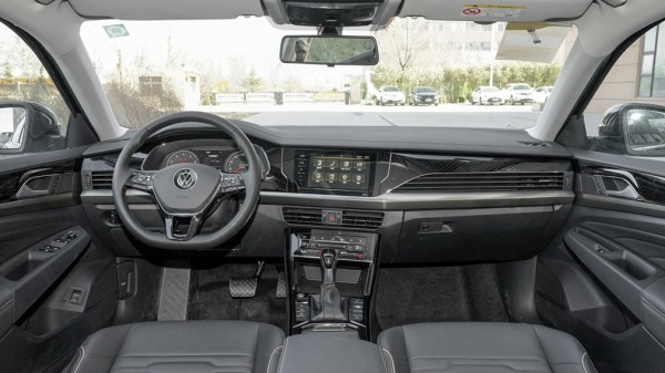 Представлен обновлённый Volkswagen Passat