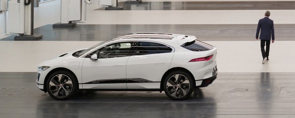 Джулиан Томсон оставит пост шеф-дизайнера бренда Jaguar