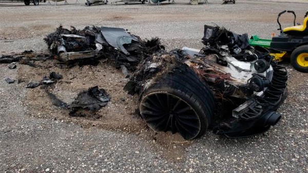 Сгоревший суперкар McLaren GT продадут на аукционе