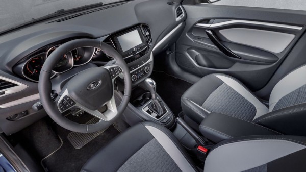 АвтоВАЗ откажется от актуальной Lada Vesta из-за устаревания ее платформы