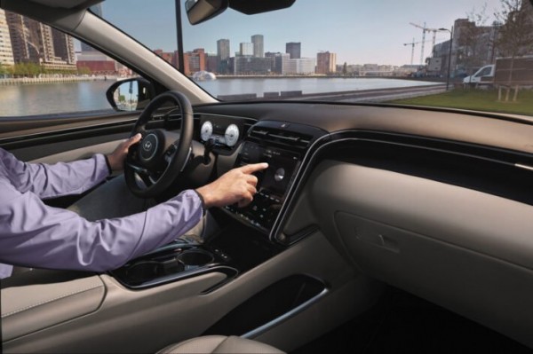 Компания Hyundai представила кроссовер Tucson нового поколения в РФ 31 мая 2021 года