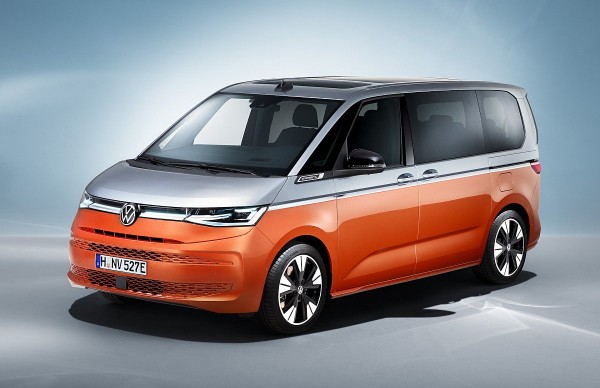 Новый VW T7 Multivan 2022 впервые получил гибридный агрегат и трансформируемый салон Новый VW T7 Multivan 2022 впервые получил гибридный агрегат и трансформируемый салон