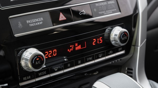 Примеряем статус флагмана на обновлённый Mitsubishi Pajero Sport