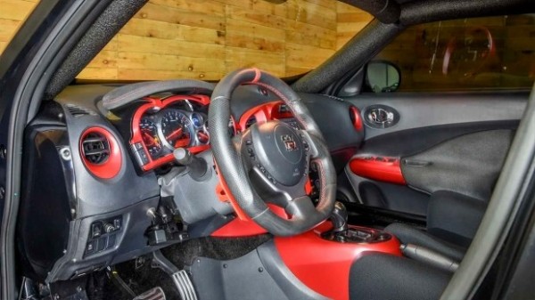 Что купить: новый Porsche 911 или б/у Nissan Juke? Что купить: новый Porsche 911 или б/у Nissan Juke?