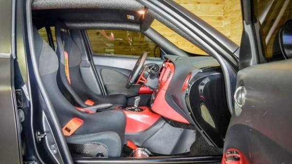 Что купить: новый Porsche 911 или б/у Nissan Juke? Что купить: новый Porsche 911 или б/у Nissan Juke?