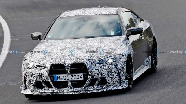 BMW M4 CSL станет легче на 100 килограммов BMW M4 CSL станет легче на 100 килограммов