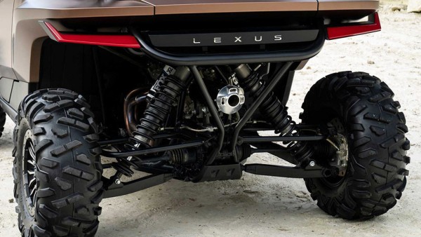 Lexus представил необычный концепт Roc для бездорожья