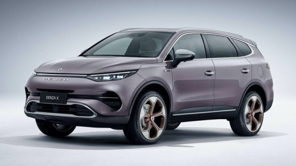 Компании Daimler и BYD реорганизовали СП по выпуску электрокаров Denza Компании Daimler и BYD реорганизовали СП по выпуску электрокаров Denza