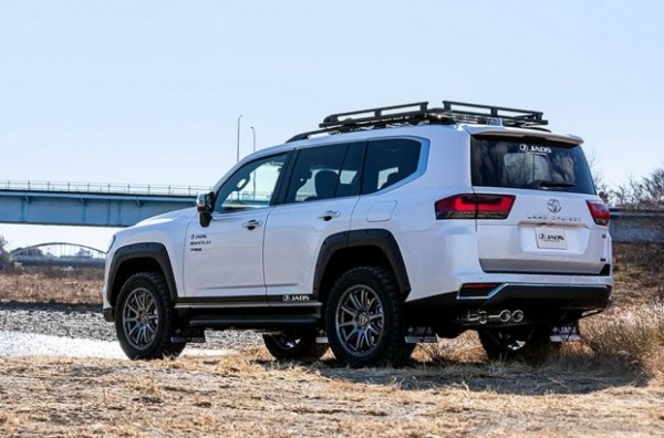 В Японии нашли способ повысить проходимость Land Cruiser 300