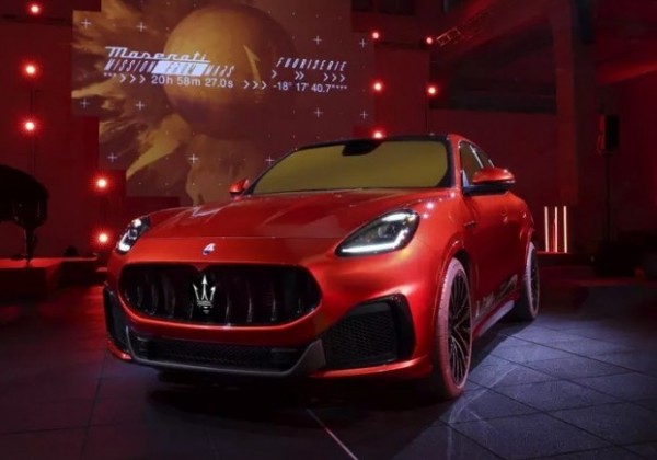 Кросовер Maserati Grecale «вирушив» на Марс Кросовер Maserati Grecale «вирушив» на Марс