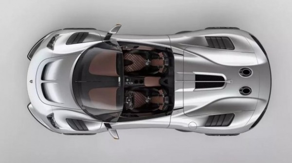 ARES Modena показала суперкар на базі Corvette C8 ARES Modena показала суперкар на базі Corvette C8
