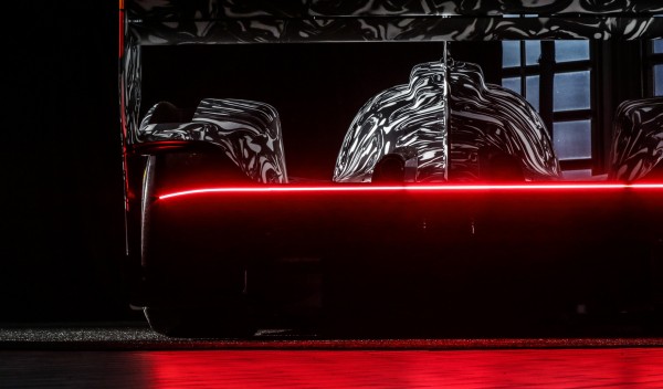 Прототип Porsche LMDh приготовился к тестам в новом году