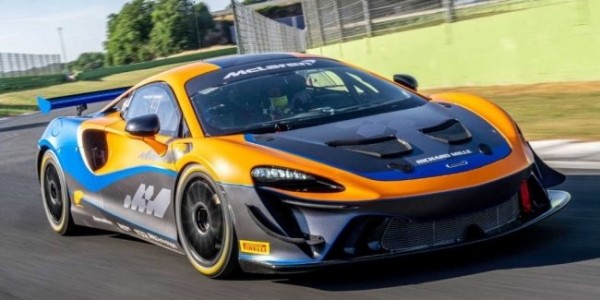 Суперкар McLaren Artura підготували до гонок