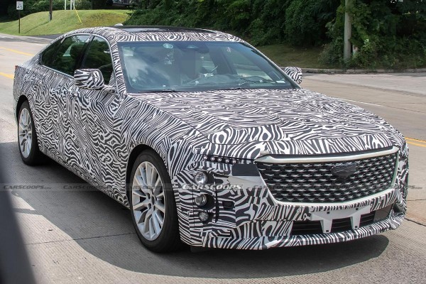 Седан CADILLAC CT6 нового поколения показали на шпионских фото с меньшим количеством камуфляжа Седан CADILLAC CT6 нового поколения показали на шпионских фото с меньшим количеством камуфляжа