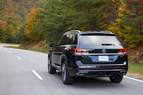 Компания Volkswagen отзывает 663 кроссовера Atlas и Atlas Cross Sport из-за неисправности тормозной магистрали