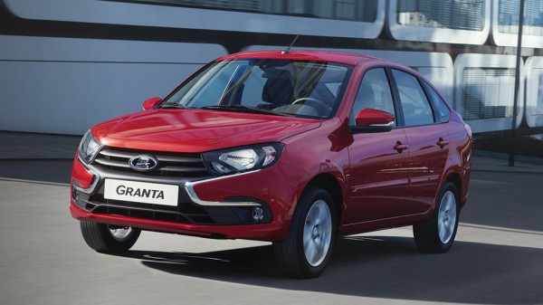 Российский авторынок упал на 63% Российский авторынок упал на 63%