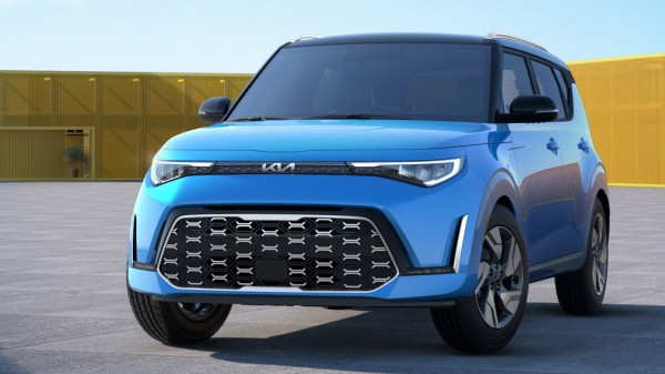 В России начались продажи обновленных кроссоверов KIA Soul: известны цены