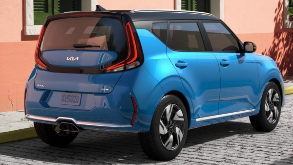В России начались продажи обновленных кроссоверов KIA Soul: известны цены