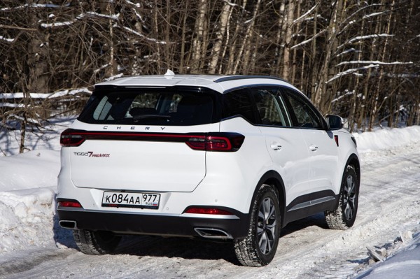 
            На максималках, но без полного привода. Тест Chery Tiggo 7 Pro Max
        