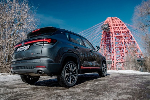 
            Понаехавший к &laquo;Москвичам&raquo;. Тест-драйв обновленного Changan CS35 Plus
        