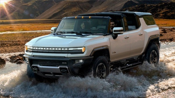 В РФ появился электрический 1000-сильный Hummer