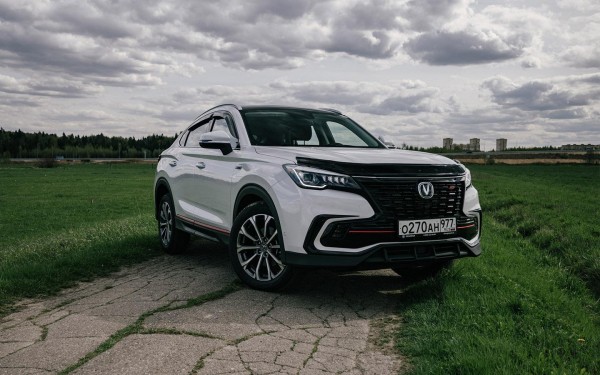 
            Changan назвал цены на новый седан Eado Plus для России
        