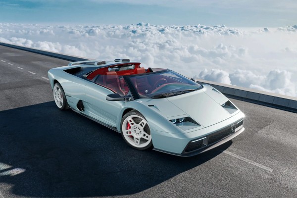 Eccentrica V12 Roadster: открытая версия рестомода на базе Lamborghini Diablo