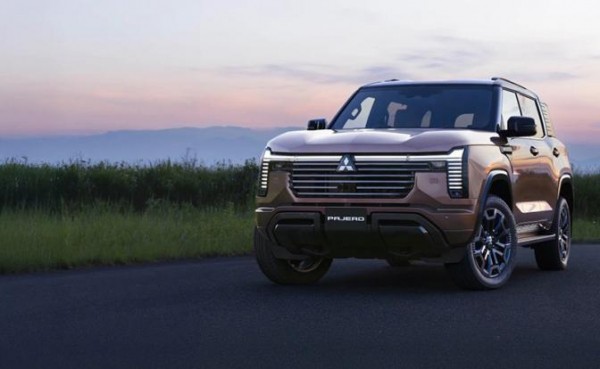 Не внедорожник и не кроссовер&nbsp;&mdash; Mitsubishi Pajero V сделали вполне узнаваемым, но очень странным