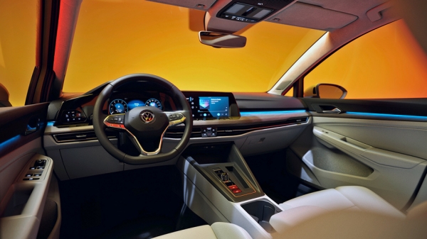 Новый Volkswagen Golf с головой окунулся в&nbsp;цифровой мир