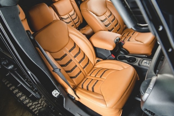 Jeep Wrangler c &laquo;дьявольскими&raquo; чертами пустят с молотка