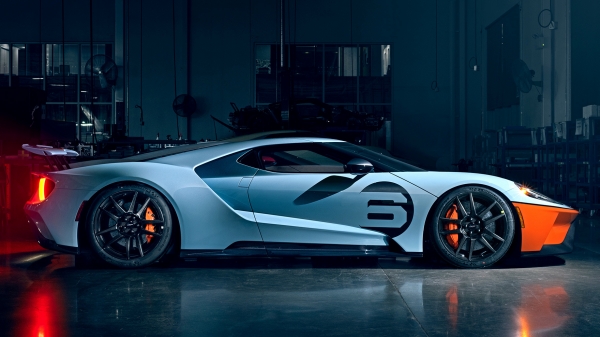 Суперкар Ford GT стал мощнее и&nbsp;обрёл версию Liquid Carbon