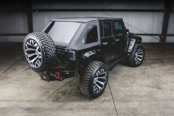 Jeep Wrangler c &laquo;дьявольскими&raquo; чертами пустят с молотка