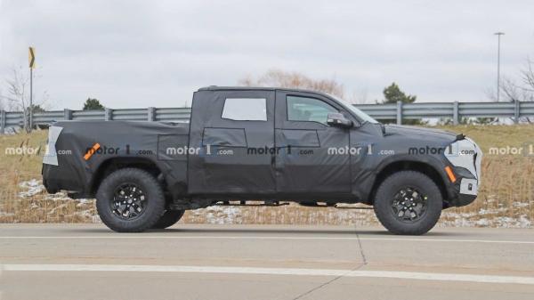 Дебют мощного пикапа Ram Rebel TRX и трехрядного Jeep Grand Cherokee откладывается Дебют мощного пикапа Ram Rebel TRX и трехрядного Jeep Grand Cherokee откладывается